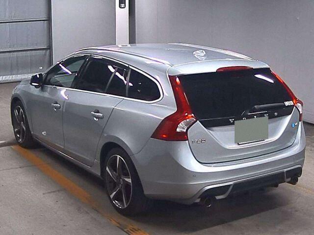image-1, 2013 Volvo V60 T4 R-Design at Christchurch
