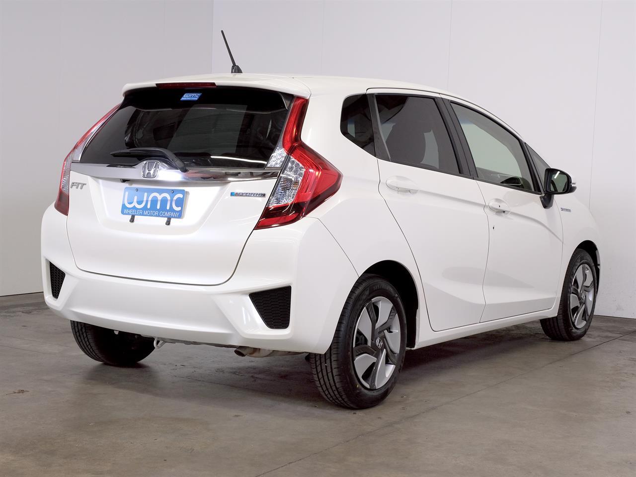 image-7, 2013 Honda Fit 1.5lt Hybrid L-Package at Christchurch