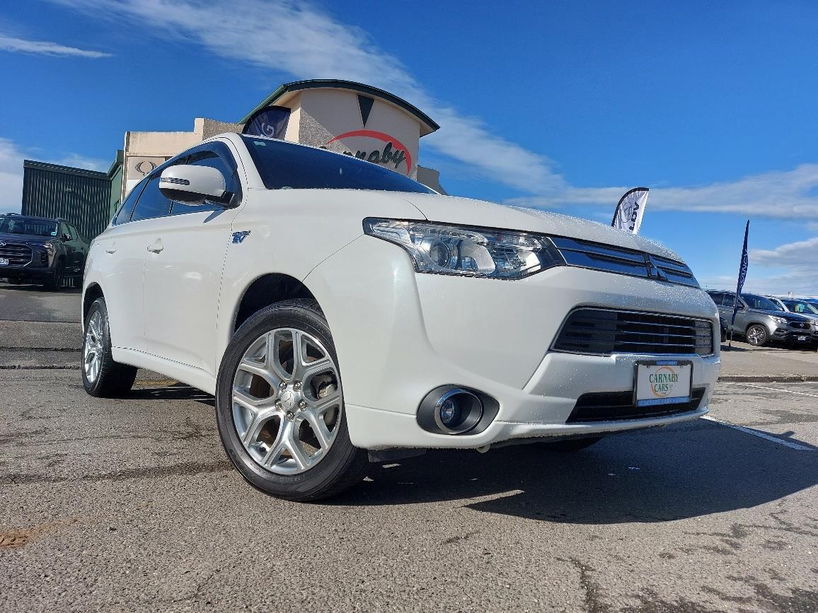 image-1, 2014 Mitsubishi Outlander PHEV at Gore