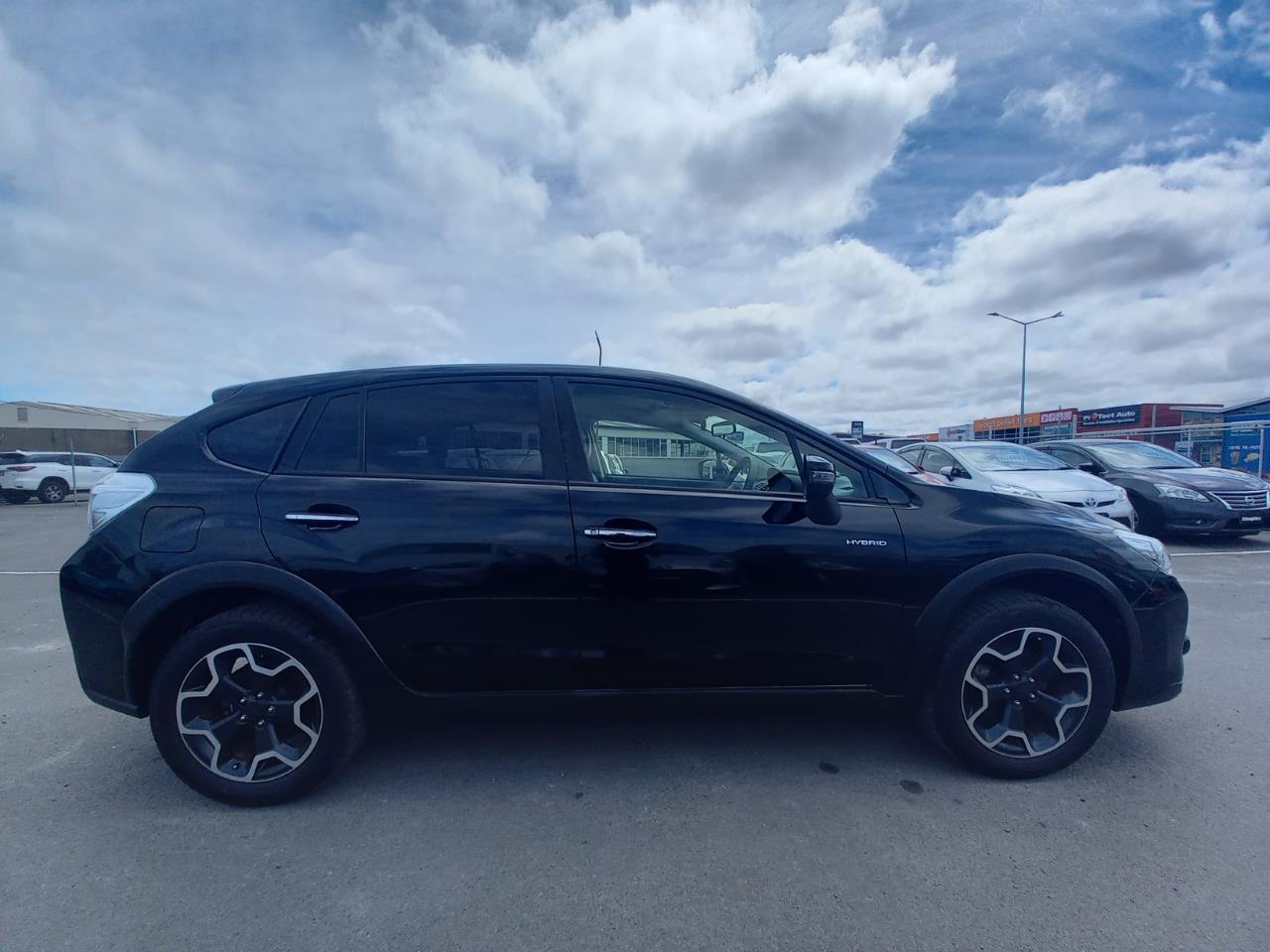 image-17, 2015 Subaru XV Hybrid at Christchurch