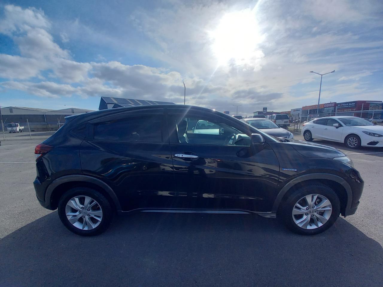 image-8, 2014 Honda Vezel HYBRID X at Christchurch