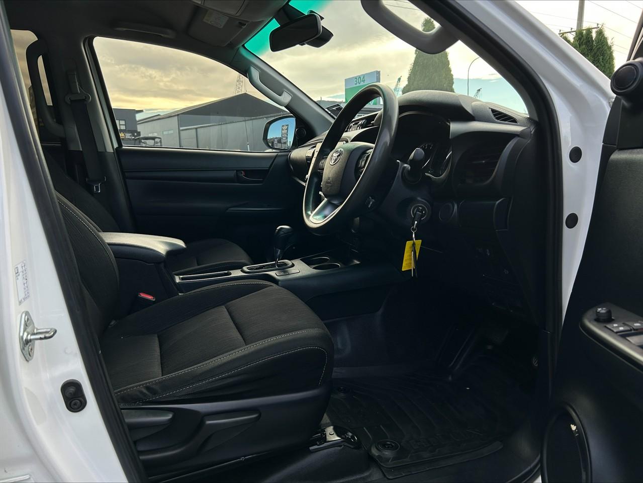 image-5, 2021 Toyota Hilux SR TD DC 2.8DT at Waimakariri