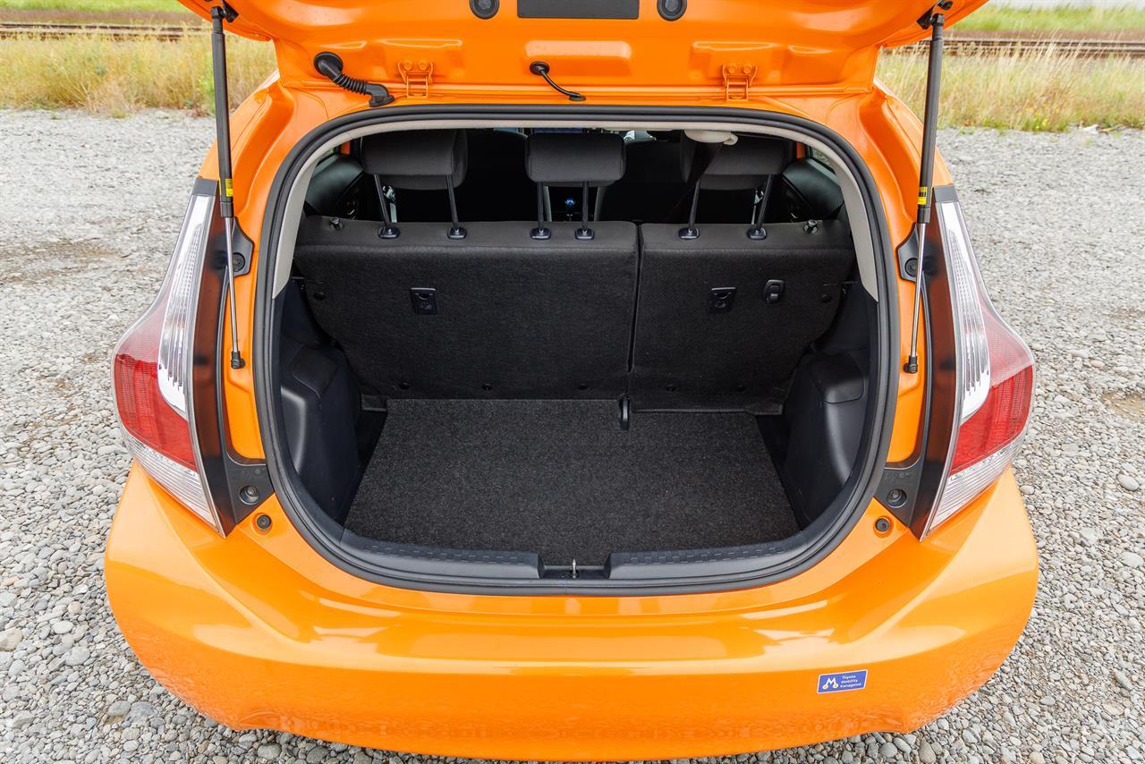 image-8, 2016 Toyota AQUA S at Christchurch