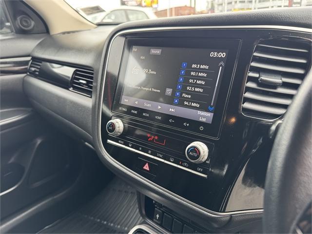 image-10, 2021 Mitsubishi Outlander XLS 2.3D 4WD at Christchurch