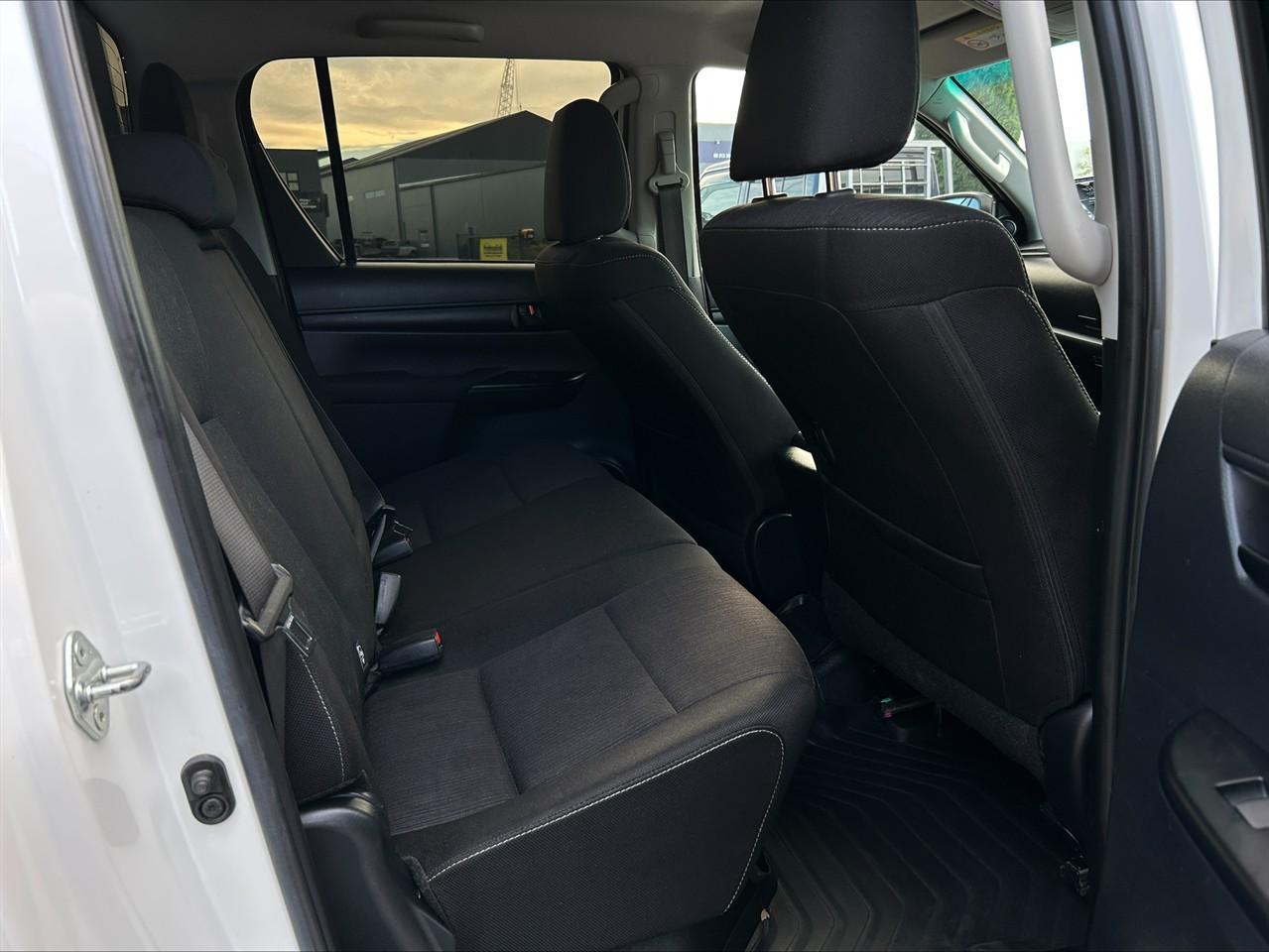 image-12, 2021 Toyota Hilux SR TD DC 2.8DT at Waimakariri