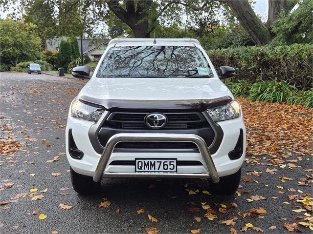 image-7, 2024 Toyota Hilux SR 2.8DT 6AT 2WD (JTCTU-SI2) at Ashburton