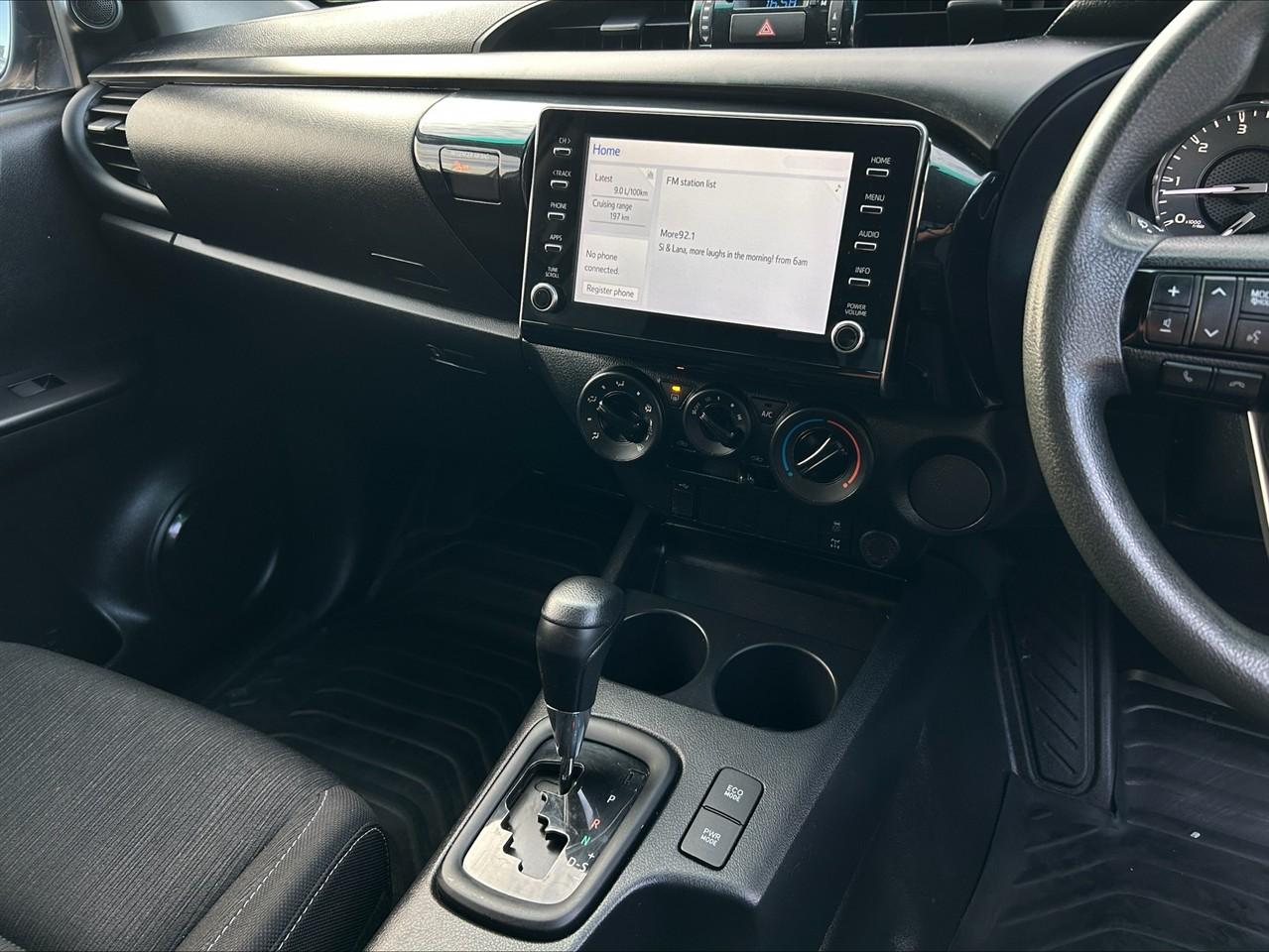 image-8, 2021 Toyota Hilux SR TD DC 2.8DT at Waimakariri