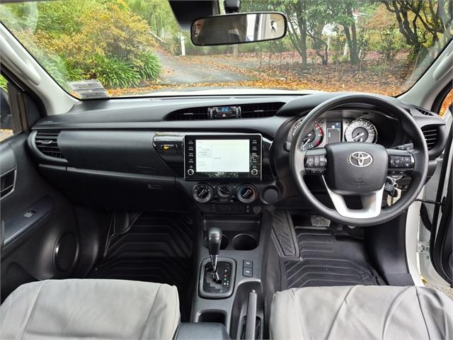 image-11, 2024 Toyota Hilux SR 2.8DT 6AT 2WD (JTCTU-SI2) at Ashburton