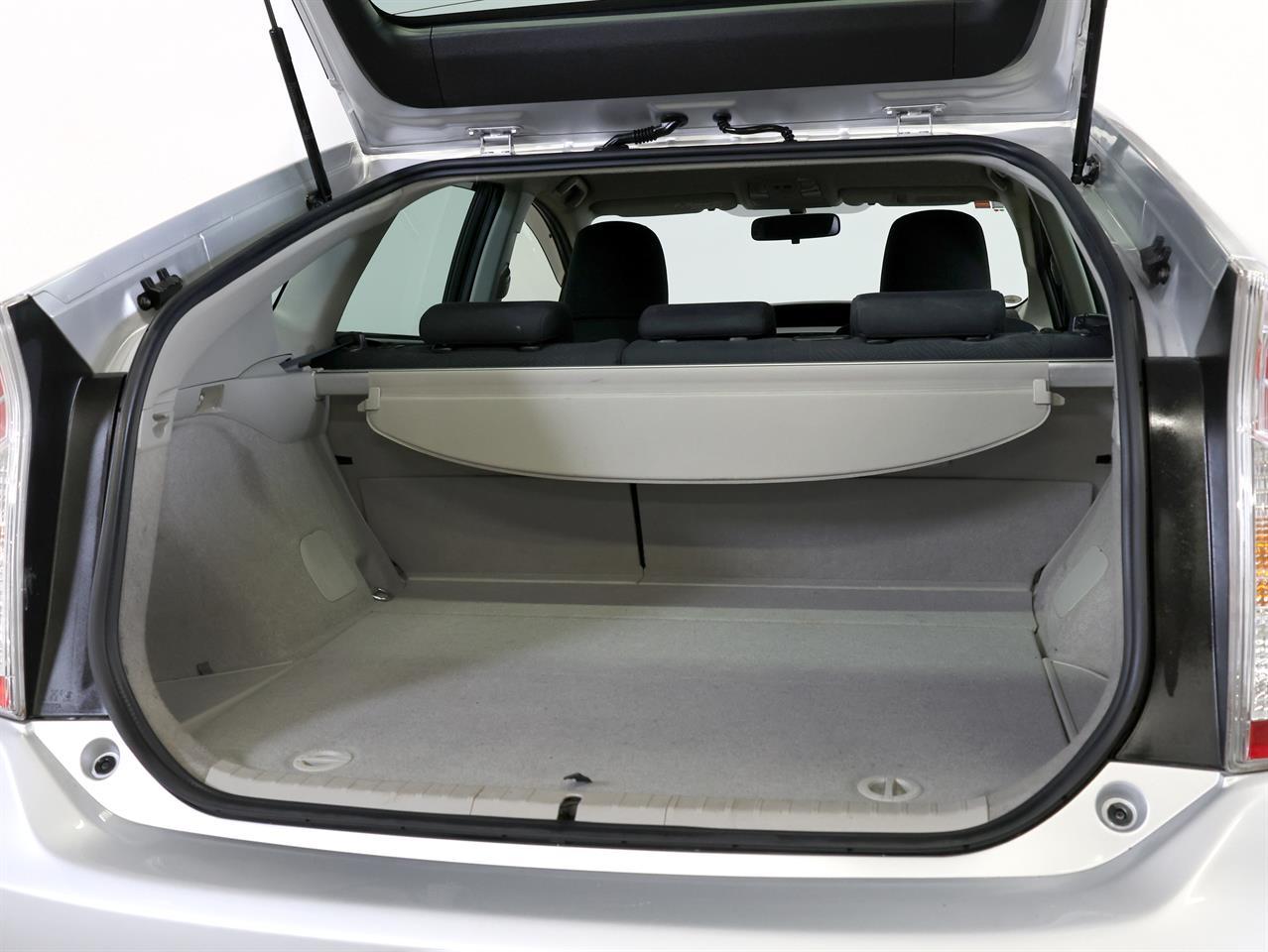 image-19, 2015 Toyota PRIUS 1.8lt Hybrid S-Package at Christchurch