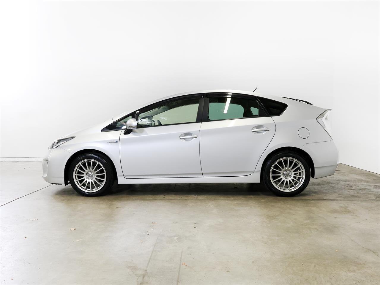 image-4, 2015 Toyota PRIUS 1.8lt Hybrid S-Package at Christchurch