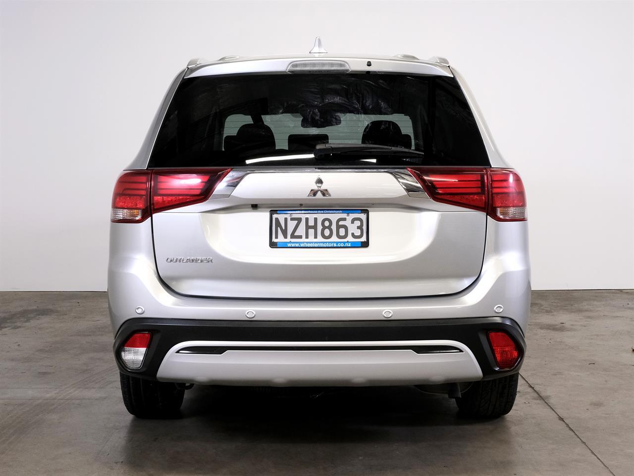 image-6, 2021 Mitsubishi Outlander LS 'NZ New' 7-Seater at Christchurch