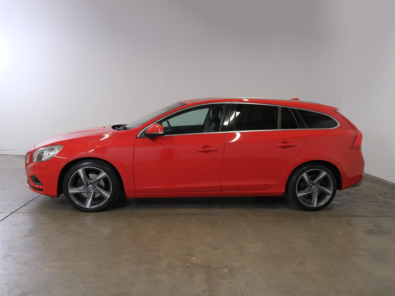 image-4, 2012 Volvo V60 T4 R-Design at Christchurch