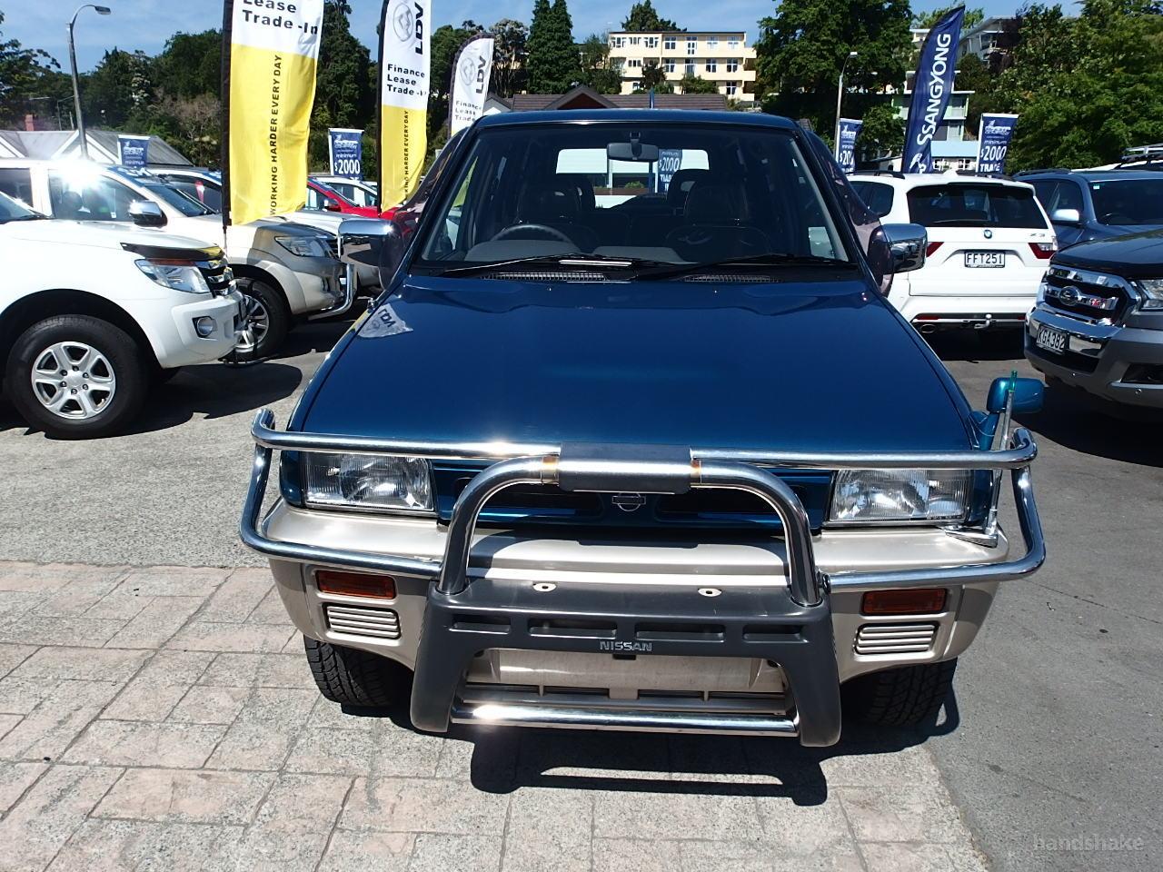 Nissan mistral 1995