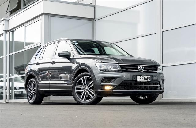 image-0, 2018 Volkswagen Tiguan Highline 4Motion 2.0 Petrol at Christchurch