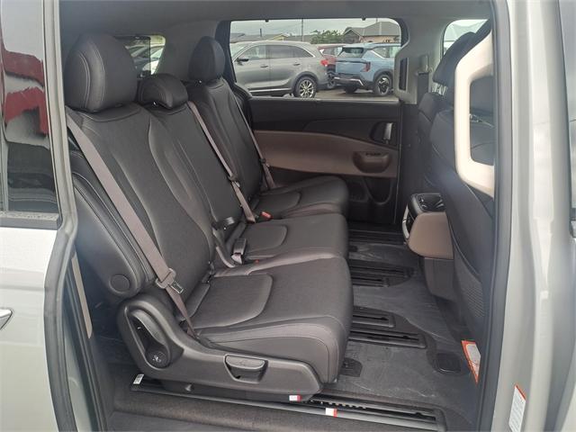 image-13, 2025 Kia Carnival Deluxe 2.2 Diesel 8A/T at Invercargill