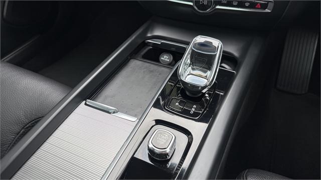 image-14, 2023 Volvo V60 NZ NEW | Cross Country B5 / 183kW A at Christchurch