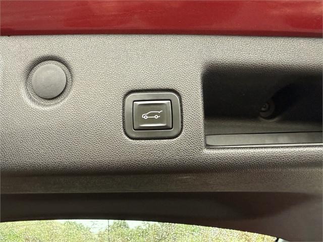 image-7, 2018 Holden Equinox LTZ-V 2.0P 4WD at Dunedin