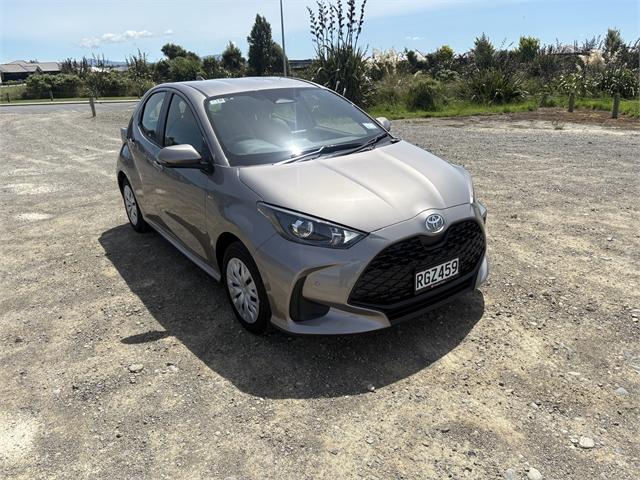 image-0, 2025 Toyota Yaris GX 1.5P HEV ECVT FWD HB/5D/5S at Waimakariri