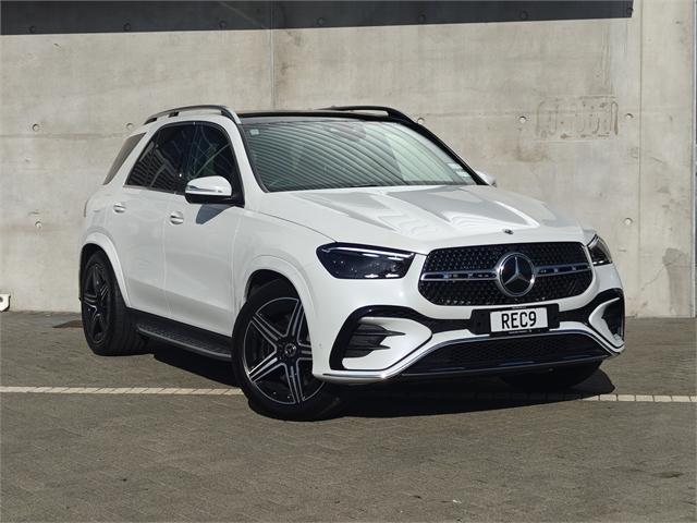 image-0, 2025 MercedesBenz GLE 450 d 4MATIC SUV at Christchurch