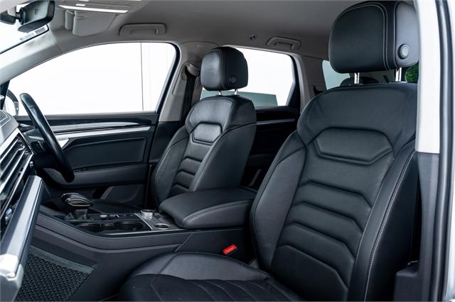 image-10, 2020 Volkswagen Touareg V6 170Kw TDI 3.0D at Christchurch