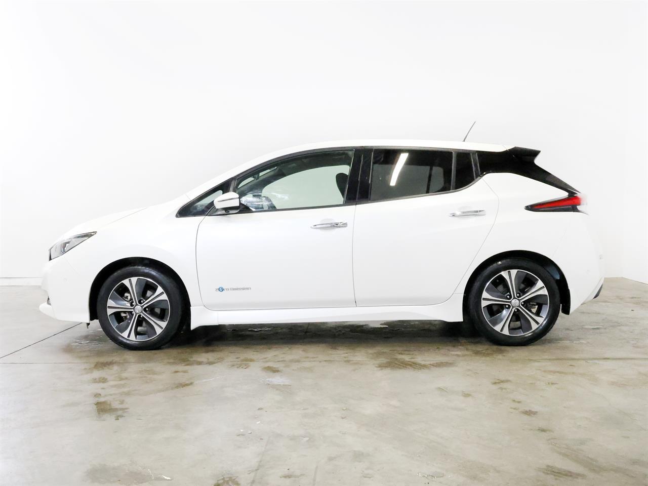 image-4, 2018 Nissan Leaf 40X (40kWh) at Christchurch