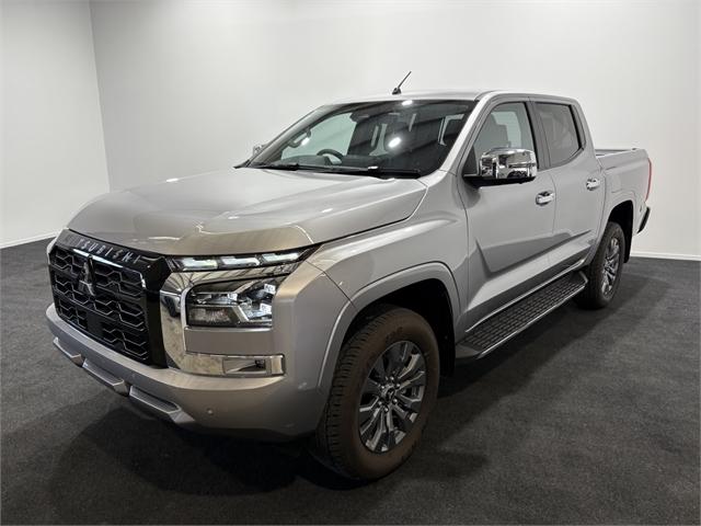 image-2, 2025 Mitsubishi Triton DC WS 2.4D GLXR 4WD 6AT at Invercargill