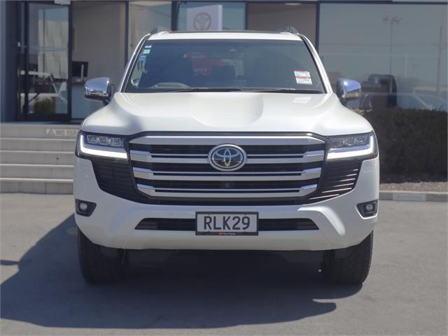 image-1, 2024 Toyota Land Cruiser Vx Limited 3.3 Turbo Dies at Christchurch