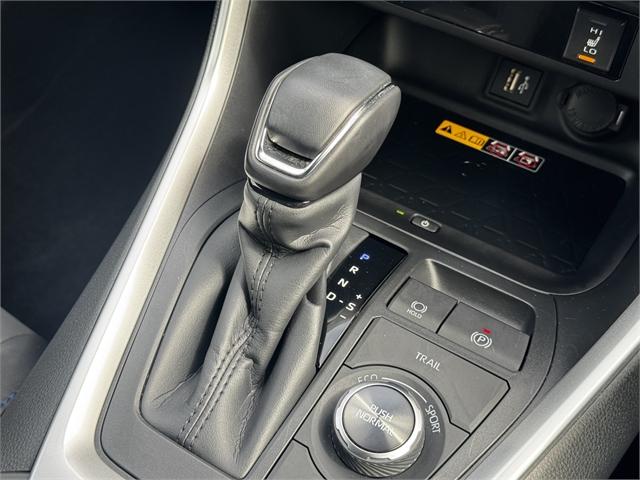 image-17, 2025 Toyota RAV4 XSE 2.5L Hybrid AWD Auto SUV at Christchurch