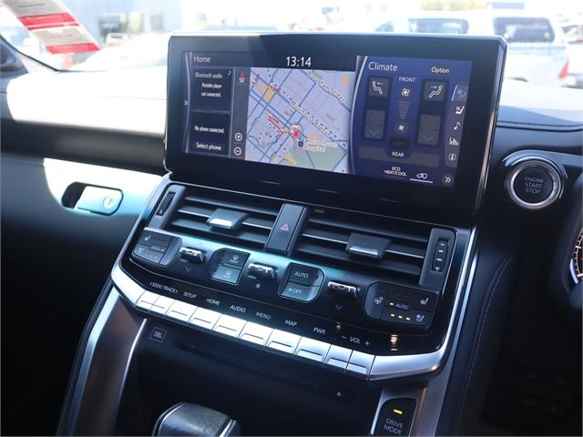 image-14, 2024 Toyota Land Cruiser Vx Limited 3.3 Turbo Dies at Christchurch