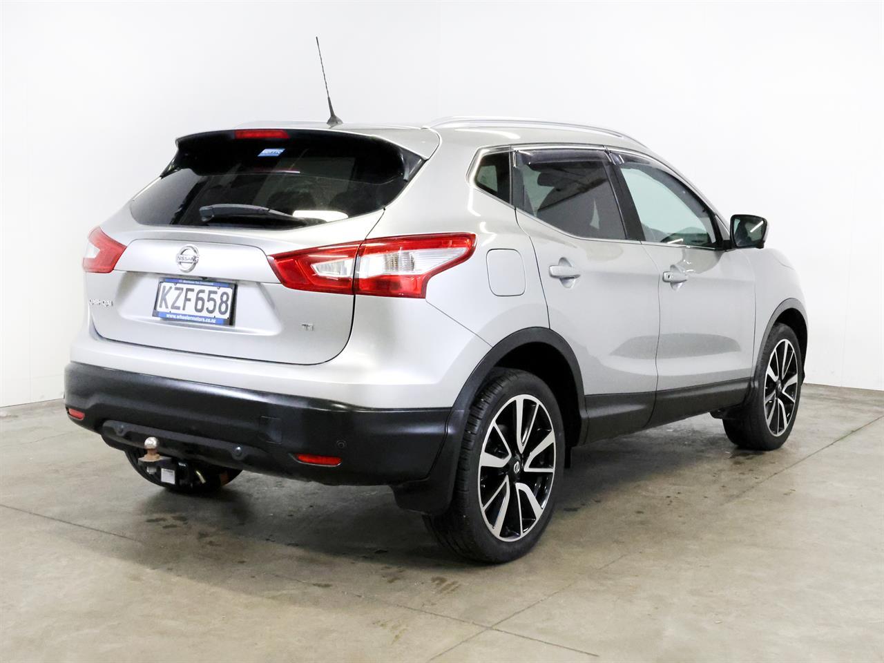 image-7, 2017 Nissan Qashqai TI 2.0lt 'NZ New' at Christchurch