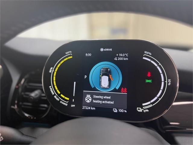 image-13, 2021 MINI Cooper SE Hatch at Christchurch