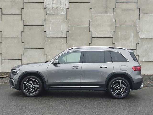 image-4, 2025 MercedesBenz GLB 250 4MATIC at Christchurch