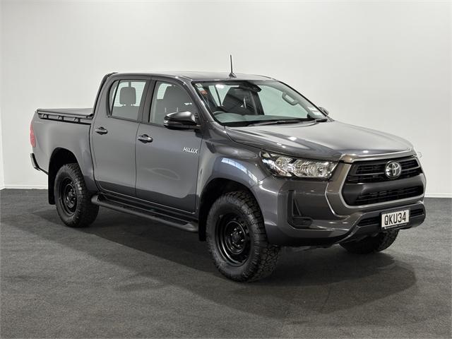 image-0, 2024 Toyota Hilux SR at Invercargill