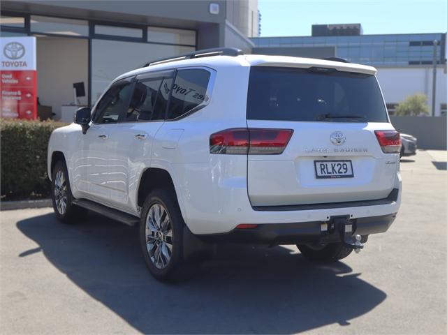 image-6, 2024 Toyota Land Cruiser Vx Limited 3.3 Turbo Dies at Christchurch