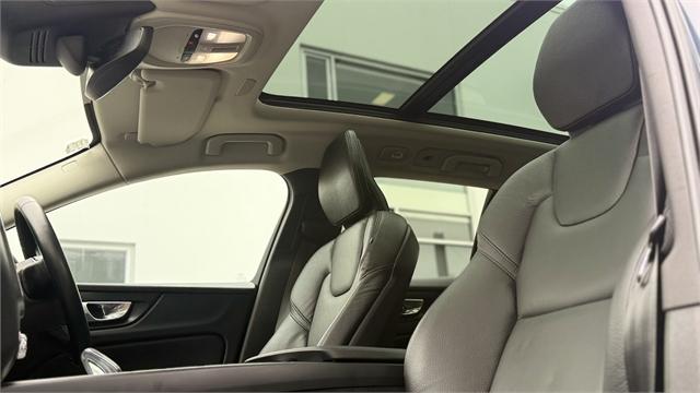 image-10, 2023 Volvo V60 NZ NEW | Cross Country B5 / 183kW A at Christchurch