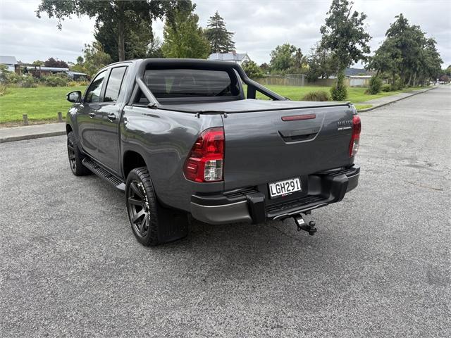 image-1, 2018 Toyota Hilux SR5 CRUISER 2.8DT 6AT 4WD DCW/4D at Waimakariri