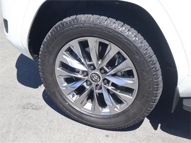 image-8, 2024 Toyota Land Cruiser Vx Limited 3.3 Turbo Dies at Christchurch