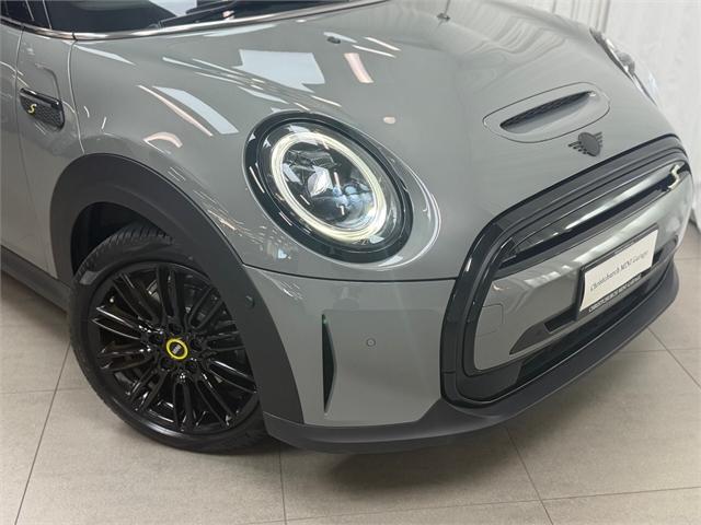 image-1, 2021 MINI Cooper SE Hatch at Christchurch