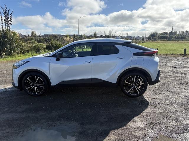 image-5, 2025 Toyota C-HR Limited 1.8P HEV CVT FWD SUV/5D/5 at Waimakariri