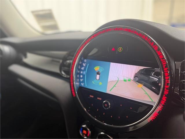 image-7, 2021 MINI Cooper SE Hatch at Christchurch