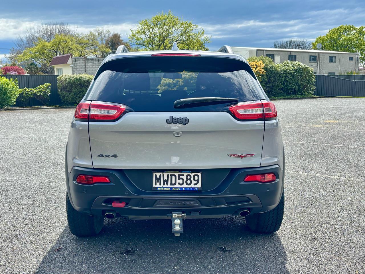 image-4, 2015 Jeep Cherokee Trail Hawk 4WD at Gore