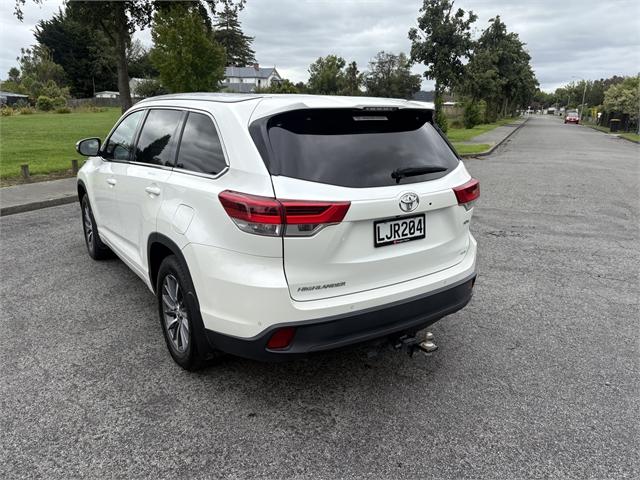 image-1, 2018 Toyota Highlander GXL 3.5P 8AT AWD SUV/5D/7S at Waimakariri