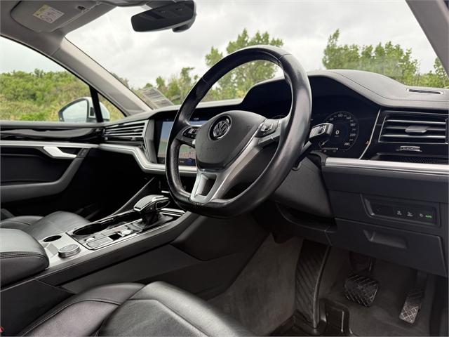 image-10, 2018 Volkswagen Touareg V6S 210kW TDI 3.0DT at Dunedin