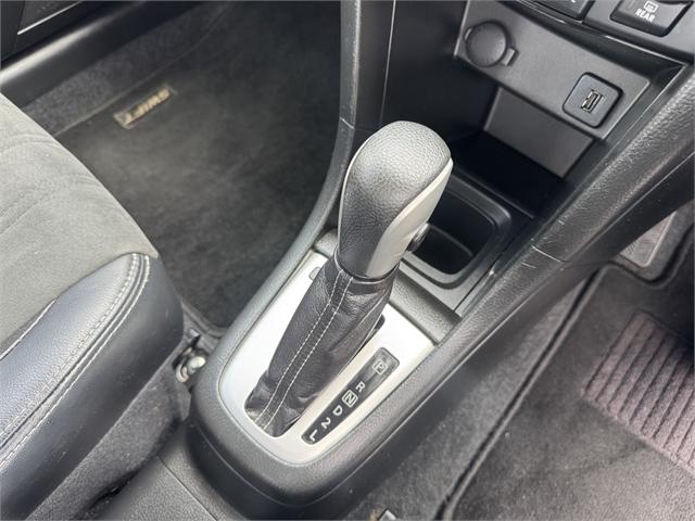 image-13, 2015 Suzuki Swift SE 1.4 at Christchurch