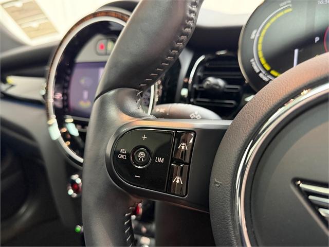 image-14, 2021 MINI Cooper SE Hatch Yours at Christchurch