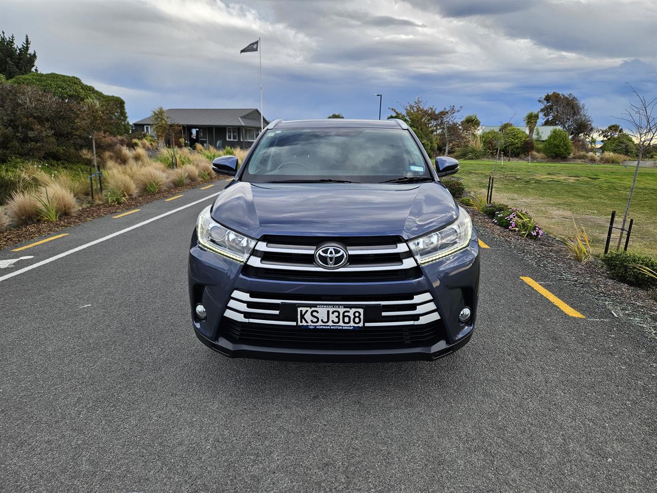 2017 Toyota Highlander GXL 3.5P/4WD/8AT on handshake