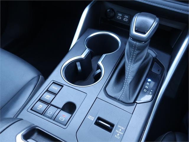 image-13, 2023 Toyota Highlander LIMITED HYBRID AWD/4WD, Lea at Christchurch