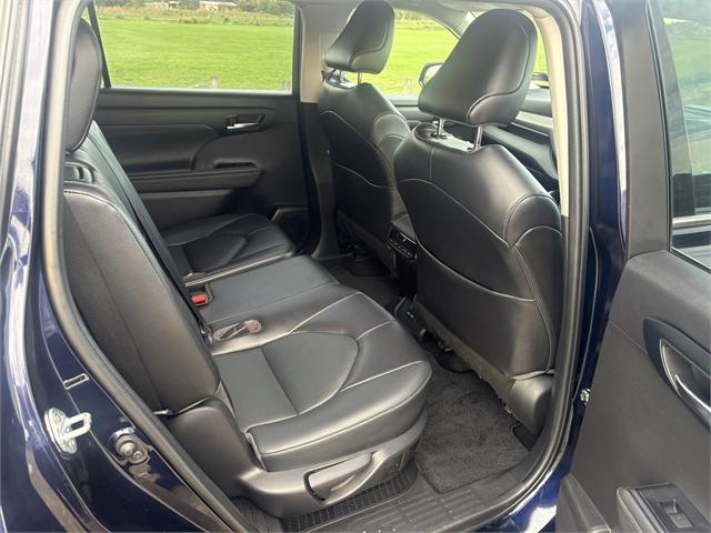 image-9, 2022 Toyota Highlander Limited 2.5P HV ECVT AWD SU at Waimakariri
