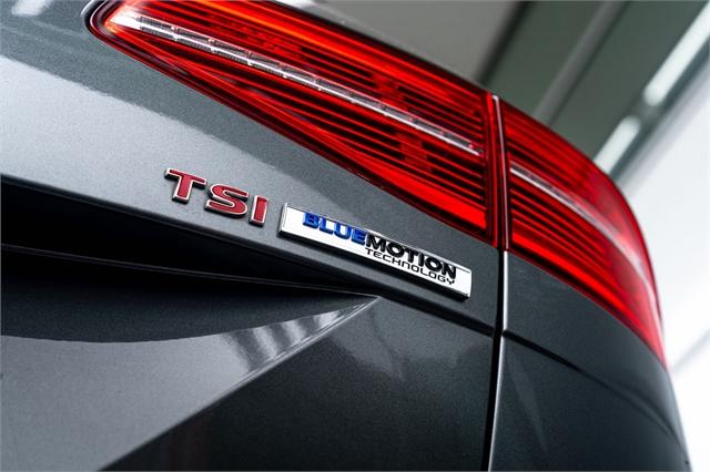 image-8, 2015 Volkswagen Passat R-Line 132KW Petrol Auto at Christchurch