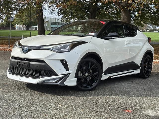 image-2, 2020 Toyota C-HR Hybrid at Christchurch